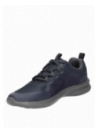 zapatilla azul informal para hombre con diseño moderno y juvenil, ideal para actividades urbanas.