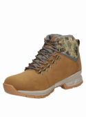 Botín camel de cuero y textil para hombre, estilo outdoor, ideal para aventuras urbanas.