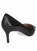 Zapato formal de cuero negro para mujer, con forro sintético y diseño sofisticado.