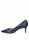 Elegante zapato de cuero azul para mujer, ideal para oficina y ocasiones formales.
