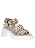 Sandalia de mujer beige de cuero con diseño contemporáneo y taco bloque de 6 cm.