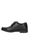 Zapato de cuero negro con forro cuero/textil y protección interior preformada.