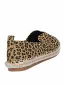 Alpargata de mujer animal print, textil, diseño fresco y cómodo, perfecta para un look veraniego desenfadado.