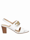 Sandalia de cuero blanca para mujer, estilo casual, con taco bloque y acabados modernos.