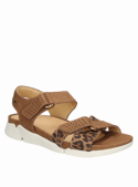 Sandalia de cuero animal print, forro suave y plantilla cómoda, estiliza sin sacrificar comodidad.