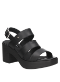 Sandalia de cuero negro femenino, estilo casual, ideal para el parque o playa con taco bloque.