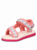 Sandalia rosada casual para niña con correas anchas ajustables y cierre de velcro, ideal para un look veraniego.