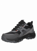 Zapatilla gris outdoor de hombre, diseño versátil y cómodo para actividades diarias.