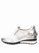 calzado de cuero plata, estilo informal para mujer, con altura de caña de 5 cm