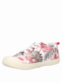 zapatilla blanca casual para niña con diseño resistente y duradero, ideal para aventuras urbanas y al aire libre.