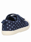 Zapatilla azul resistente con forro de textil, diseñada para niñas activas y valientes.