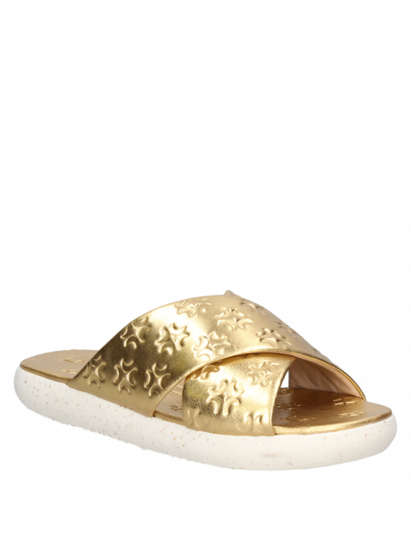 Sandalia de cuero negro con diseño sofisticado y toque femenino.