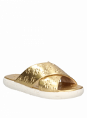 Sandalia dorada de cuero con acabados premium y diseño moderno.