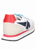 zapatilla blanca de hombre con taco plano de 2.5 cm y punta redonda, estilo retro casual de Gioseppo G168.