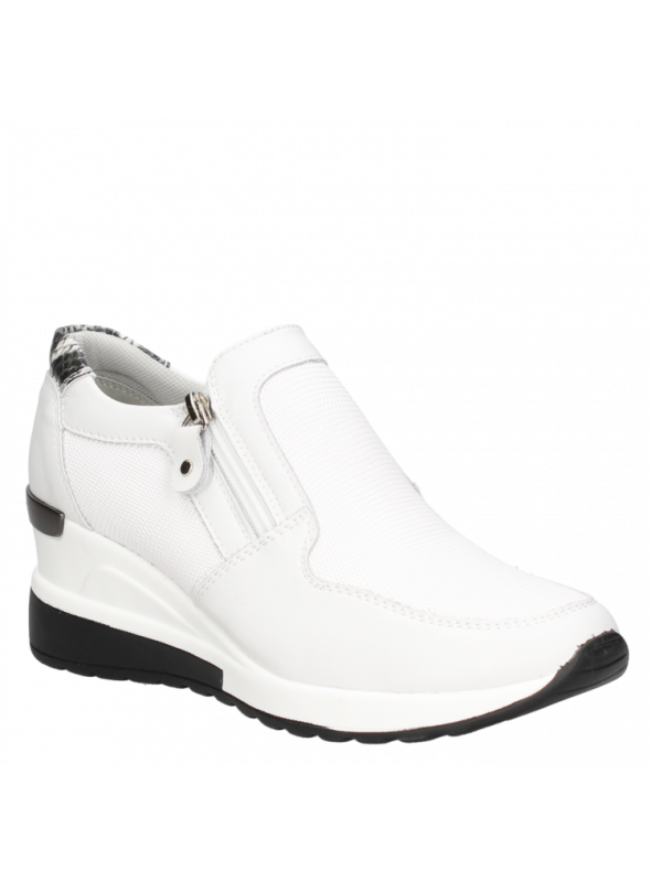 Zapatilla negra de cuero para mujer, con cremallera lateral y perfil bajo, adecuada para un look relajado y moderno.