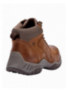 Calzado café casual masculino, diseño robusto con cordones y enganches, perfecto para actividades al aire libre y uso diario.