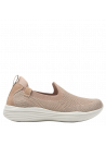 zapatilla taupe casual para mujer, diseño moderno, cuero y textil, comodidad prolongada.
