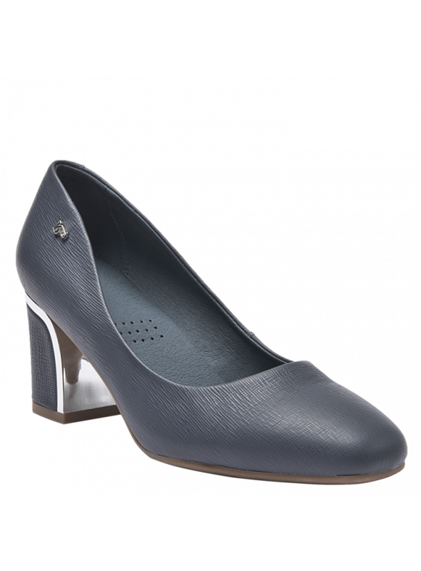 Zapato de cuero negro para mujer, estilo charol, clásico y elegante, ideal para eventos formales y semi-formales.