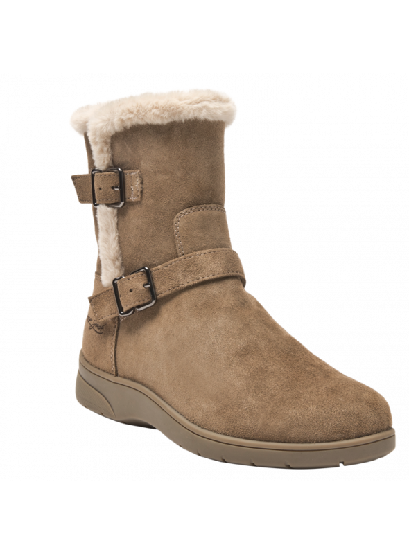 Bota de cuero gamuzado café con borde afelpado para mayor confort y calidez, perfecta para actividades al aire libre.