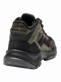 Calzado verde outdoor para hombre, con detalles plásticos estratégicos, perfecto para actividades al aire libre.