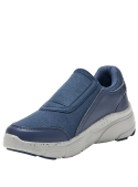 Zapatilla azul casual para mujer, ideal para actividades diarias con diseño moderno y juvenil.