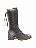 Botas de cuero taupe, diseño combat boot con ajuste cómodo y versátil para salidas informales y climas fríos.