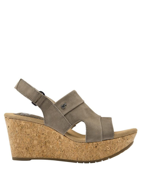 Confortable sandalia taupe de cuero para mujer, estilo informal con taco cuña y punta abierta.