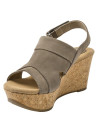 Sandalia de cuero taupe para mujer, perfecta para un look casual, con plataforma y diseño abierto.