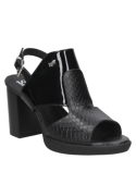 Sandalia negra de charol de cuero para mujer, con taco bloque de 8.5 cm y punta abierta.