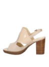 Sandalia Mujer I046 16 HRS beige