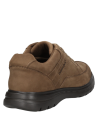 Zapato de cuero gamuzado café, punta redonda y taco plano, estilo casual para hombre.