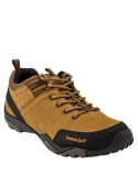 zapatilla de trekking camel para hombre con refuerzos en talón y puntera, asegurando durabilidad y protección en exteriores.