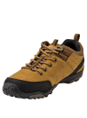 Zapatilla de cuero gamuzado camel para hombre, robusta y funcional, ideal para outdoor y estilo casual.