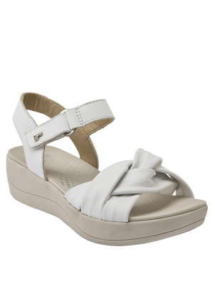 	Sandalia Cuero Mujer