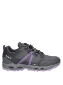 Zapatilla de trail gris para mujer, textil y sintética, cómoda y con soporte para terrenos variados.
