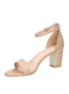 Sandalia nude de mujer, diseño moderno con tira frontal y hebilla, ideal para un look casual chic semiformal.