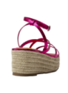 Sandalia magenta de cuero para mujer, estilo boho con plataforma alpargata, ideal para días informales y calurosos.