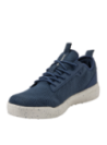 Zapatilla azul masculina, ideal para actividades deportivas ligeras y situaciones cotidianas, suela gruesa y robusta.