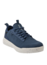Calzado azul para hombre, estilo athleisure, con cordones reforzados en material sintético y aspecto urbano.