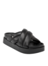 Sandalia casual de cuero negro con detalle metálico lateral, plataforma robusta que ofrece comodidad y estabilidad.
