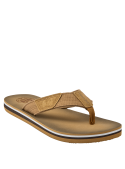 Sandalia masculina camel, estilo casual, con materiales mixtos para frescura y resistencia.
