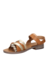 Sandalia camel casual para mujer con tiras cruzadas y patrón animal, ideal para conjuntos veraniegos y salidas informales.
