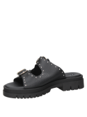 Sandalia estilo dad sandals de cuero negro para mujer, diseño cómodo y moderno, adecuada para paseos y encuentros casuales.