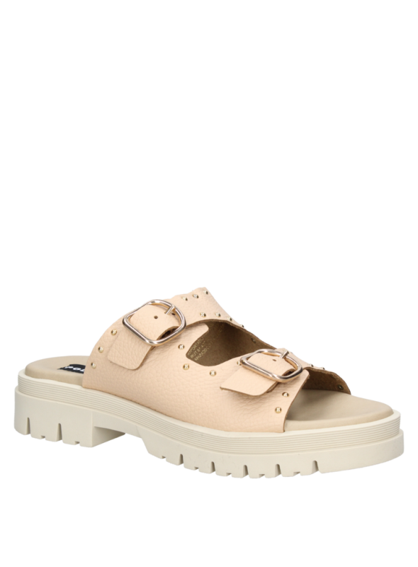 Sandalia negra de cuero para mujer, casual, suela gruesa, correas anchas con hebillas grandes y tachas.