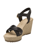 Sandalia negra de cuero para mujer con plataforma de cuña tejida, ideal para un estilo casual y versátil.