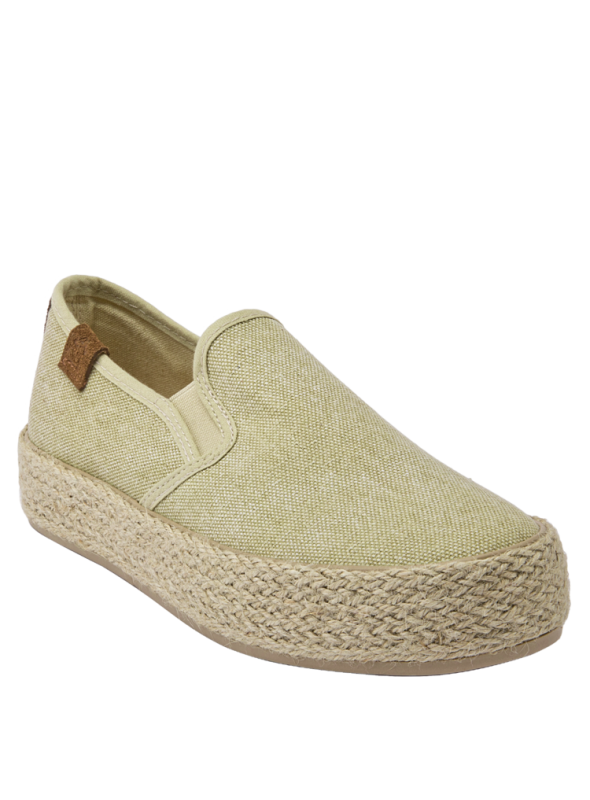 Alpargata azul casual para mujer, combina textil y cuero, con suela trenzada artesanal, ideal para un look relajado.