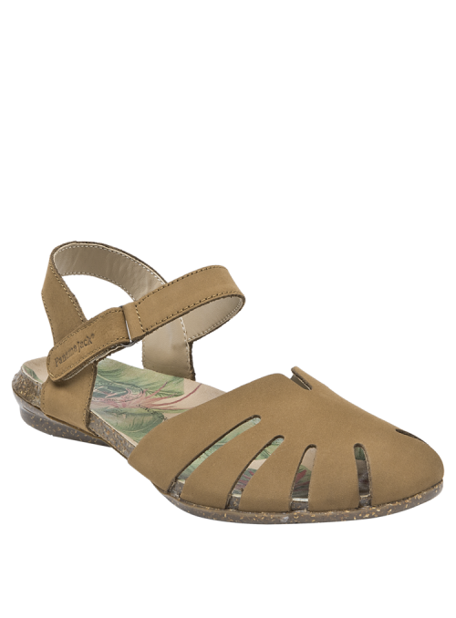 Cómoda sandalia de cuero camel con punta semi-cerrada, ideal para actividades cotidianas en ambientes cálidos.