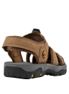 Sandalia casual camel para hombre, cómoda y resistente, perfecta para playa o parque.