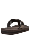 Sandalia minimalista café para hombre, diseño clásico, comodidad y durabilidad, ideal para reuniones casuales.