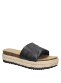 Sandalia negra de cuero para mujer, diseño minimalista con banda ancha y plataforma tejida, ideal para un look casual.